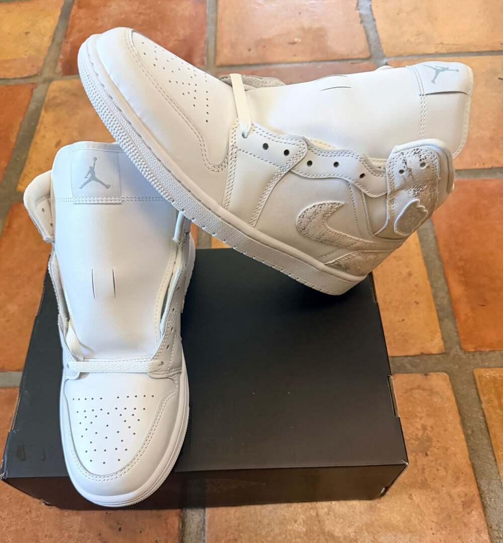 Jordan 1 Mid SE 'White Field Silver' - Men's Shoes